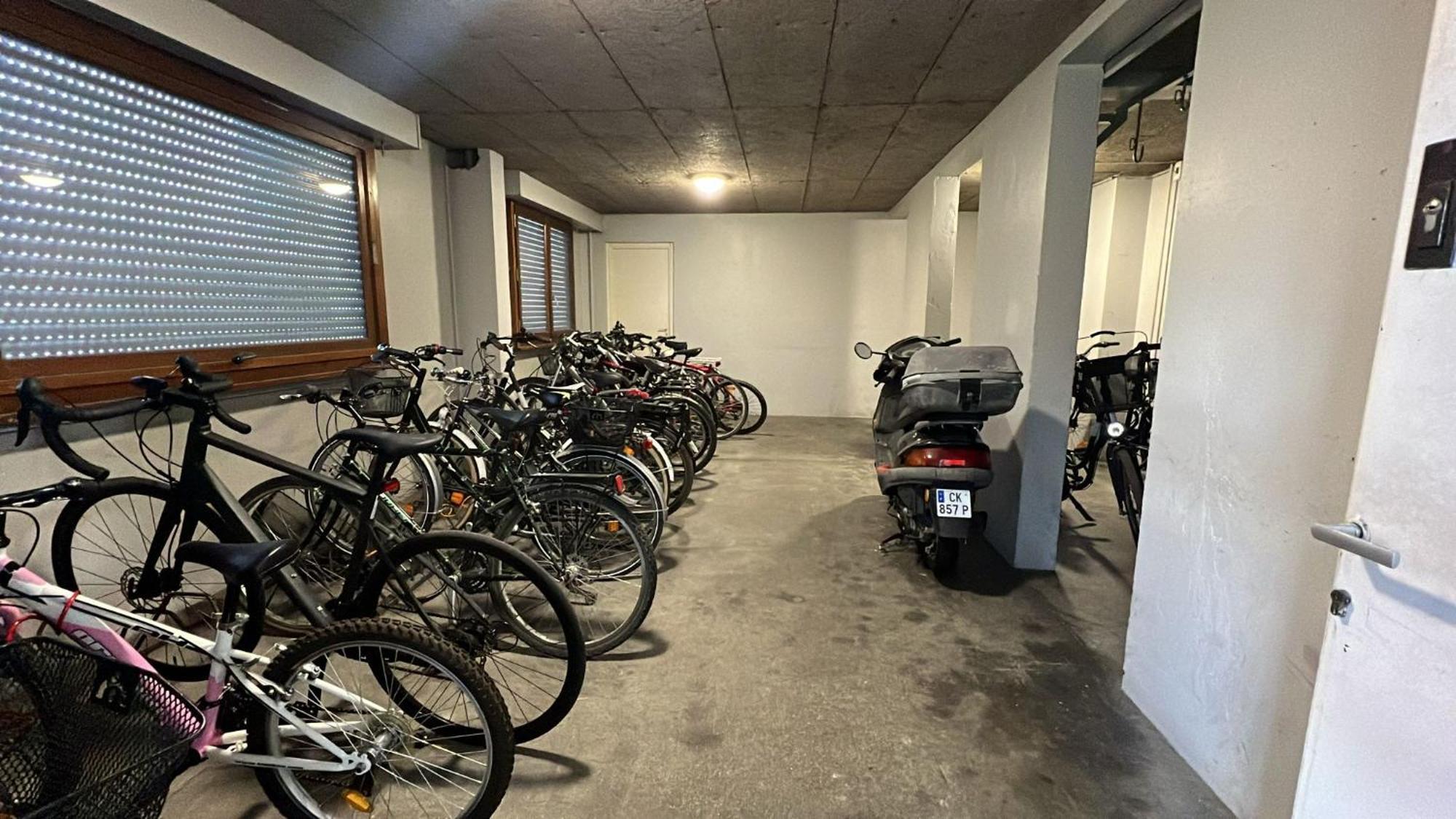 Appartamento Mont Royal Balcon Et Piscine Annecy Esterno foto